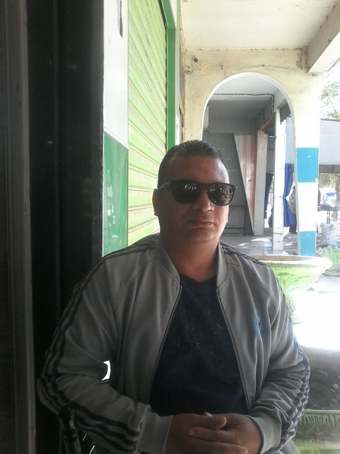 lyes23